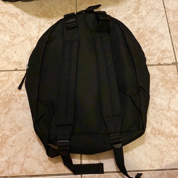 Marvel Flip Pak Backpack - Picture 4 of 5